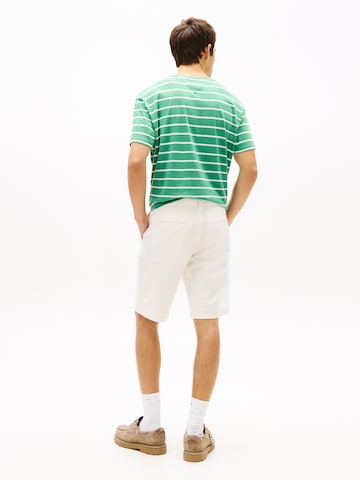 Tommy Jeans Regular Trousers 'SCANTON' in White