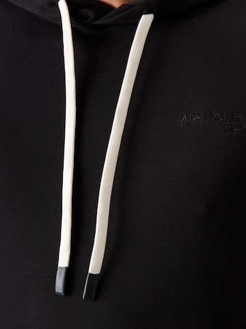 Tommy Life Tracksuit in Black