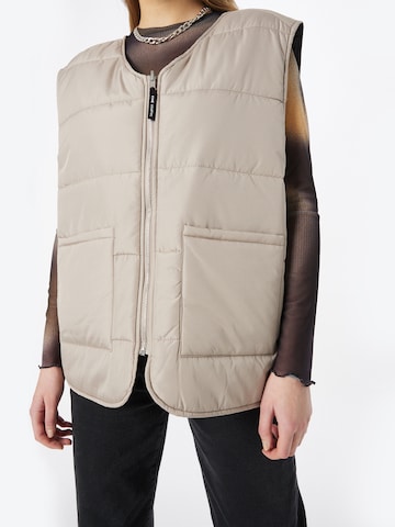 Esmé Studios Bodywarmer 'Kinsley' in Grijs