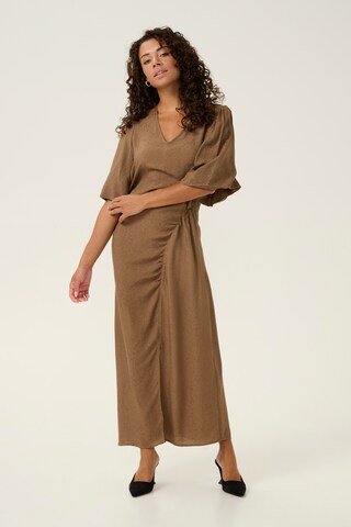 CULTURE Jurk in Beige