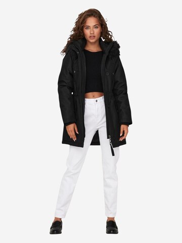 ONLY Winterparka 'ONLIRIS FUR WINTER PARKA OTW CC 15304625' in Zwart