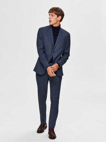 Coupe slim Pantalon à plis SELECTED HOMME en bleu