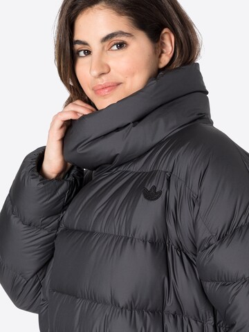 Manteau d’hiver 'Fashion Down' ADIDAS ORIGINALS en noir