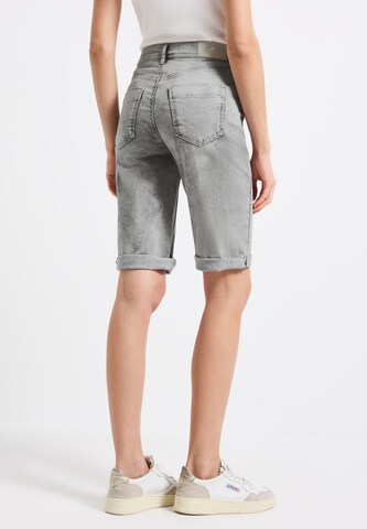 STREET ONE Slim fit Jeans 'Bermuda' in Grey