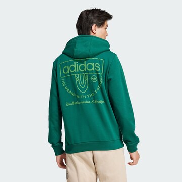 ADIDAS ORIGINALS Sweatshirt in Green