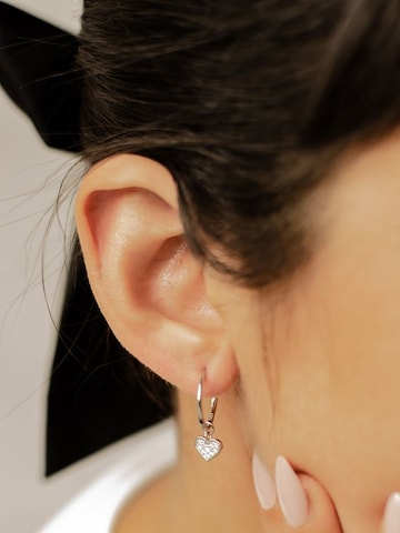 Orecchini 'Heart Whisper' di Hey Happiness in argento