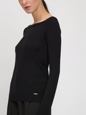 Influencer Sweater in Black