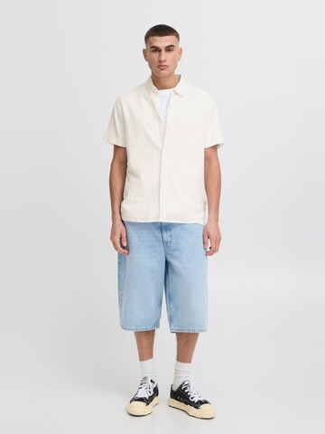 Coupe regular Chemise ' SDPALLE ' !Solid en blanc