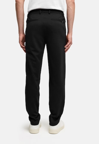 Regular Pantalon chino 'Harngate' Kronstadt en noir