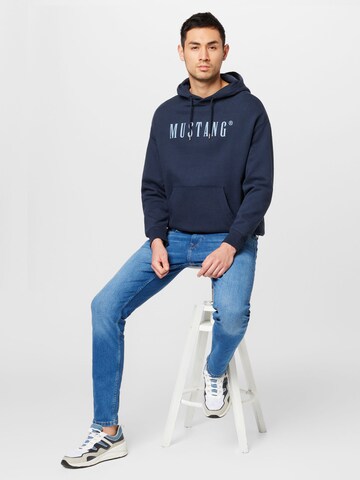 MUSTANG Sweatshirt 'Bennet' in Blau