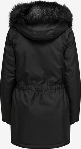 ONLY Winterparka in Schwarz