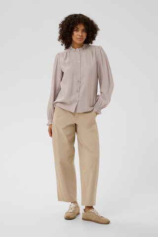 Kaffe Bluse 'Liliana' i grå