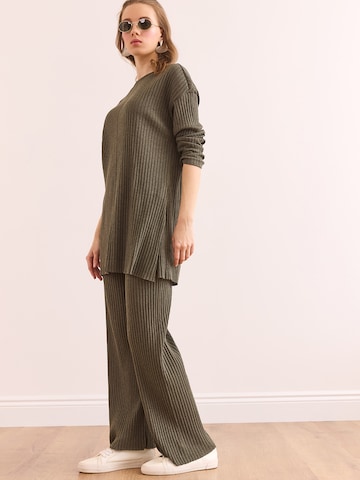 Pantalons de tailleur olalook en vert