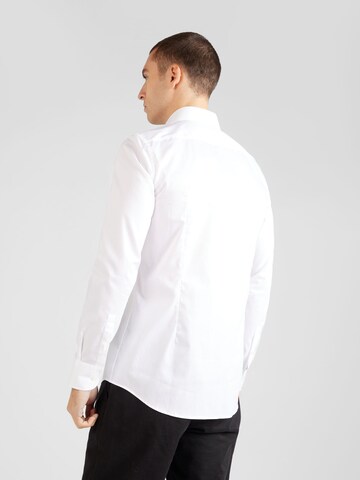 Coupe slim Chemise 'Hank' BOSS en blanc