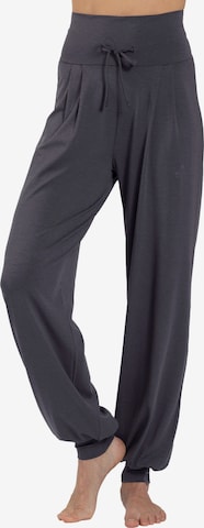 Magadi Sports trousers 'Florence' in Grey: front