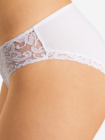 Hanro Panty 'Moments' in White