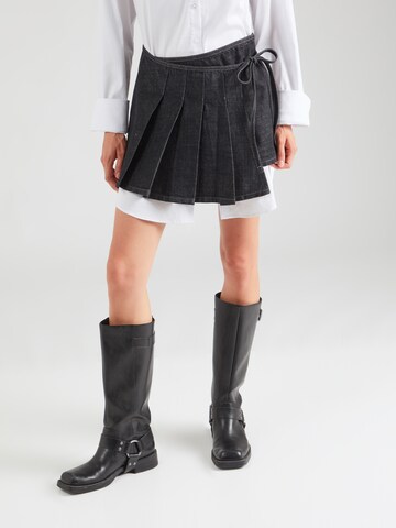 Jupe TOPSHOP en noir : devant