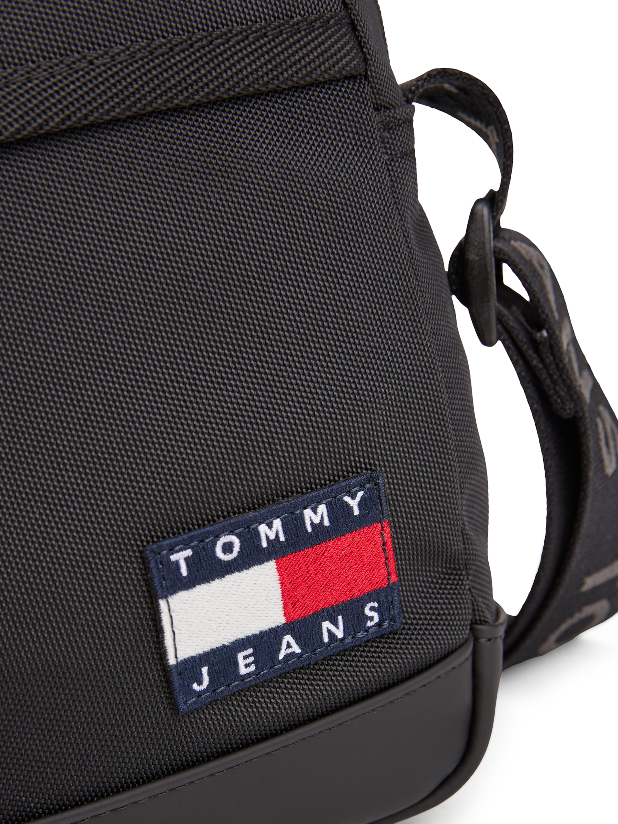 Tommy Jeans Τσάντα ώμου 'ESS' σε μαύρο