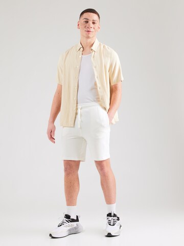 Only & Sons Regular Shorts 'ONSKIAN' in Weiß