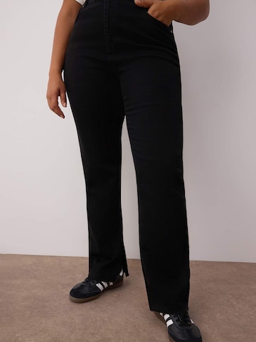 Trendyol Curve - regular Vaquero en negro: frente