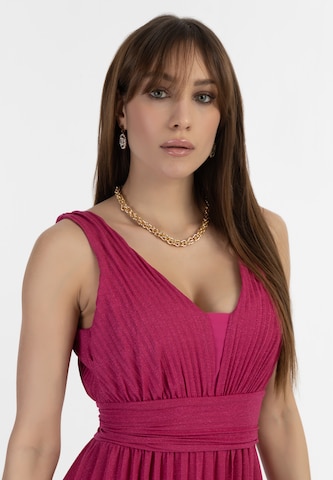 faina - Vestido de gala en rosa