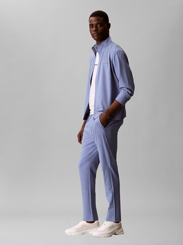 Calvin Klein Tapered Hose in Blau