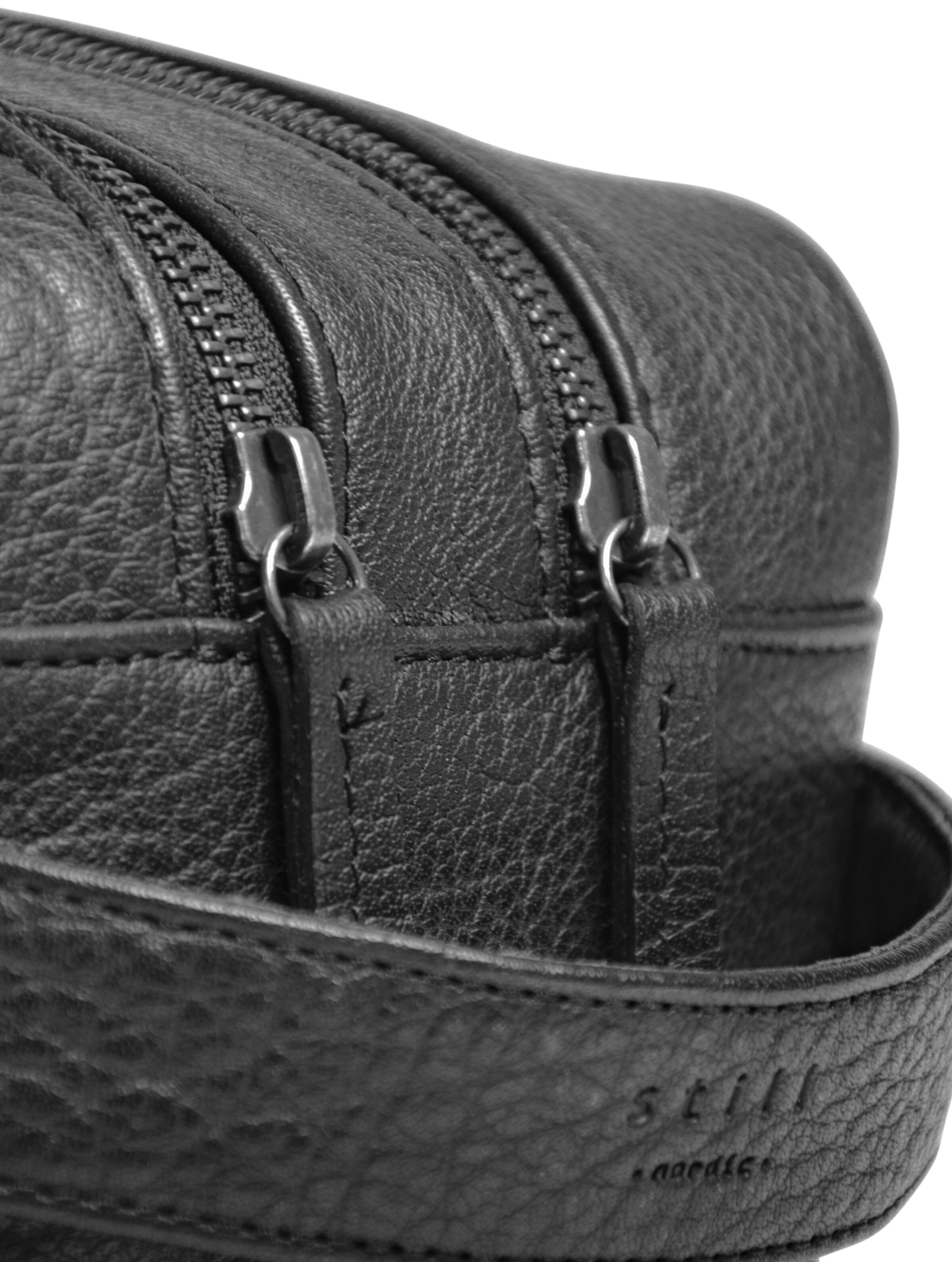 still Nordic Toilettilaukku 'Clean Toiletry 2 Room' värissä musta