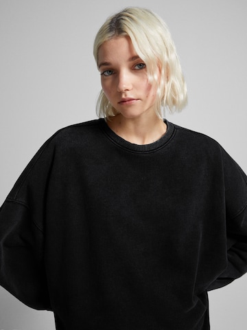 Bershka Sweatshirt in Black