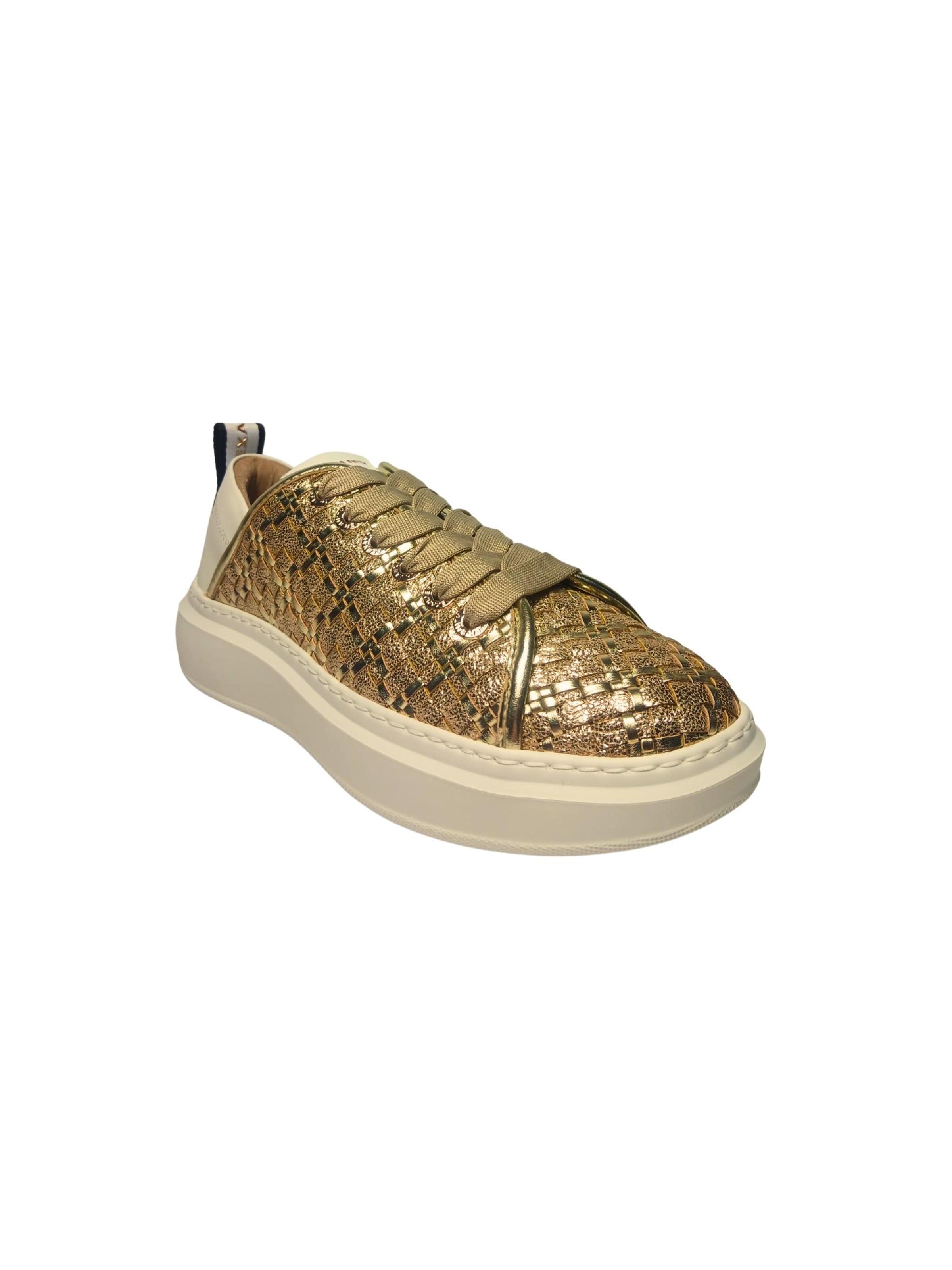 Alexander Smith Sneakers in Gold: front