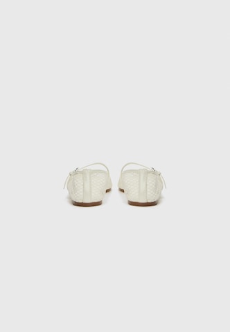 STEVE MADDEN Strap ballerina 'Mags' in White