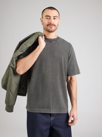 Abercrombie & Fitch T-shirt i svart: framsida