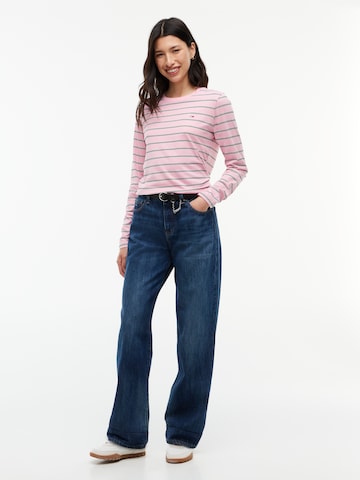 Tommy Jeans Тениска 'ESS' в розово