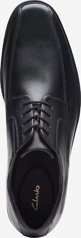 Scarpa stringata di CLARKS in nero