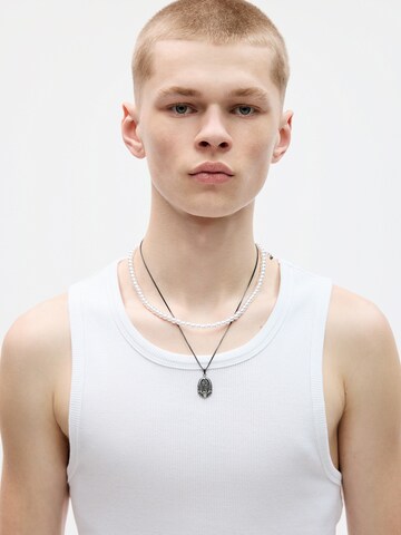 Pull&Bear Necklace in Silver: front