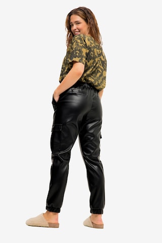 Studio Untold Tapered Cargo Pants in Black