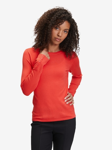 Betty Barclay Sweater in Red: front