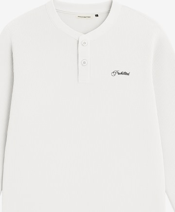 T-Shirt 'Terrace' Prohibited en blanc : devant