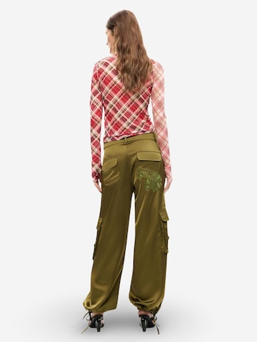 regular Pantaloni 'PANT_FAN 26SWPW48' di Desigual in verde
