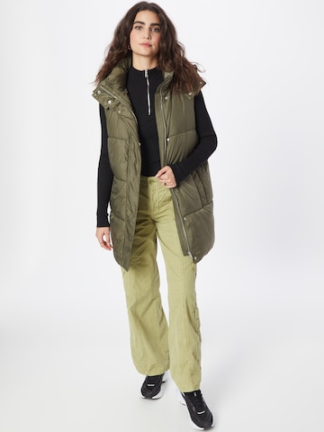 Gilet 'Demy' di ONLY in verde