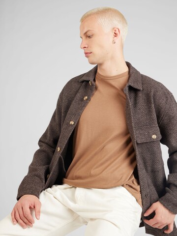 Abercrombie & Fitch - Ajuste regular Camisa en marrón
