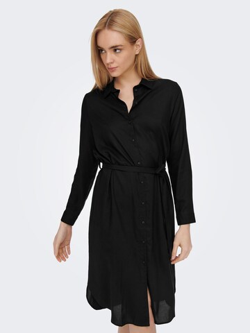 Robe-chemise 'Mulba' ONLY en noir : devant