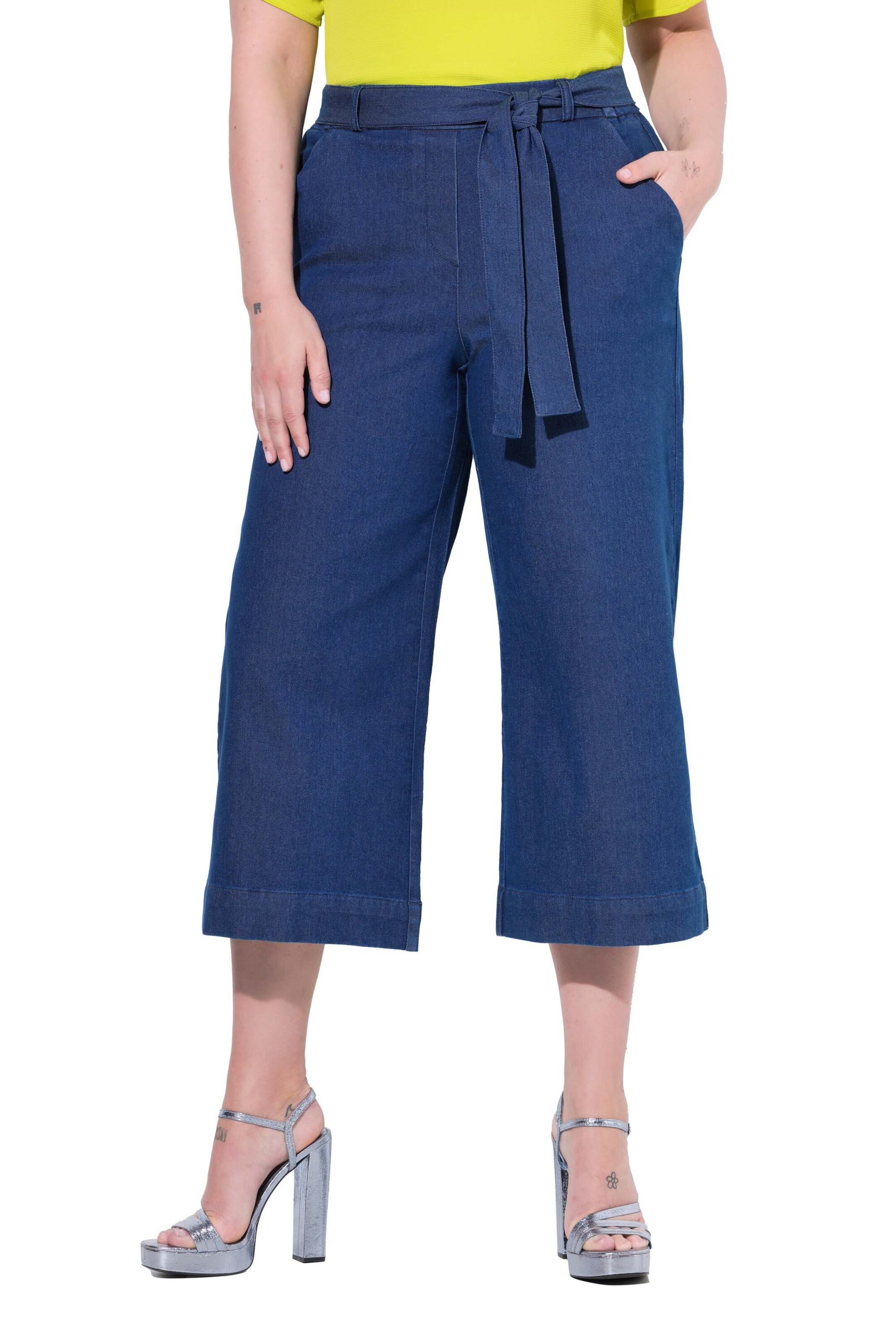 MIAMODA Regular Jeans in Blauw: voorkant