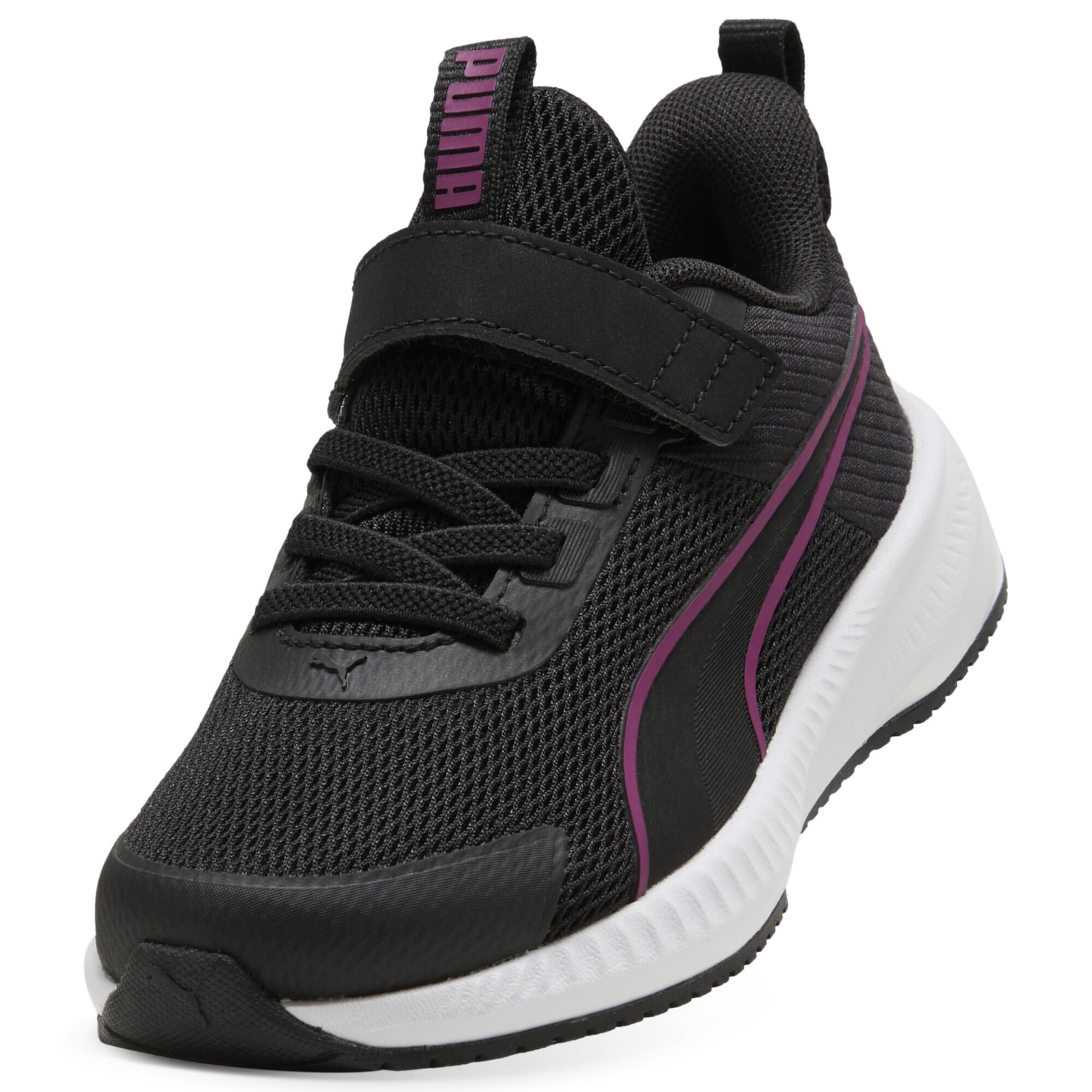 PUMA Laufschuh 'Flyer 4' in Schwarz