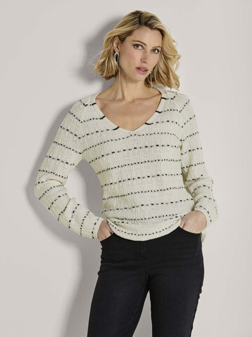 Pull-over MADELEINE en blanc : devant