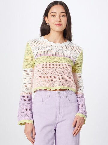 Monki Sweater in Pink: front