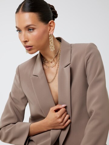 GUESS Ohrringe 'Porto Venere' in Gold