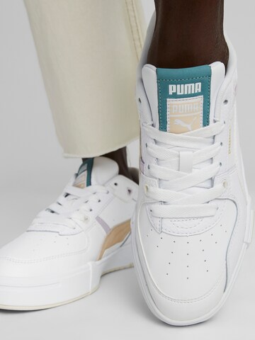 Sneaker low 'CA Pro Glitch' de la PUMA pe alb: față