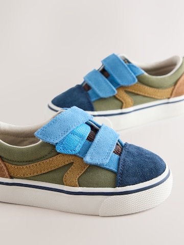 Baskets Next en bleu