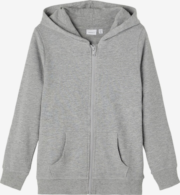 NAME IT - Sudadera con cremallera en gris: frente