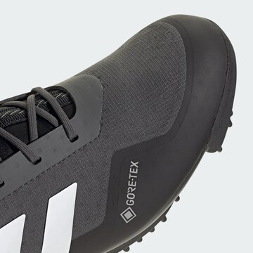 ADIDAS PERFORMANCE Sportschuh 'The Gravel' in Grau